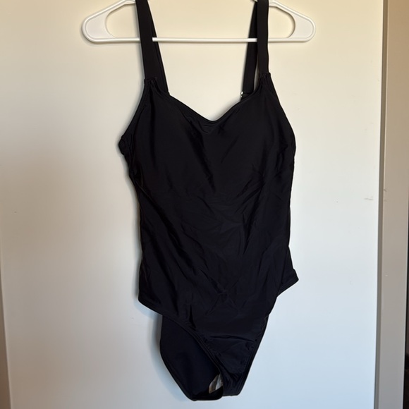 Hurley Other - Hurley NEW Medium One Piece Black